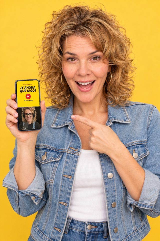 Maria Grangeno con la guía en su teléfono